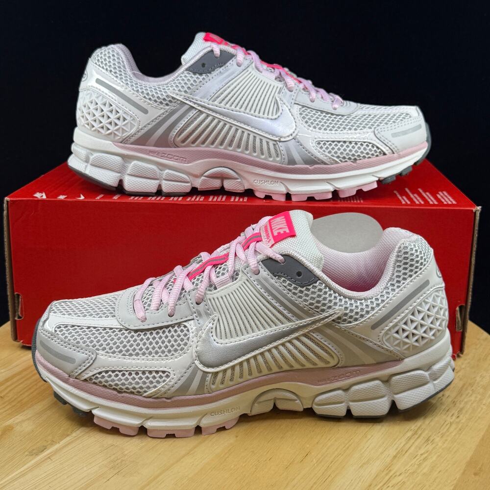 Nike Air Zoom Vomero 5 520 Pack Pink Foam FN3695-001 Size 8.5 Women New